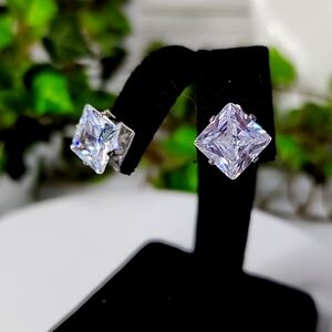 Unisex Princess Cut Cubic Zirconia Stud Earrings New